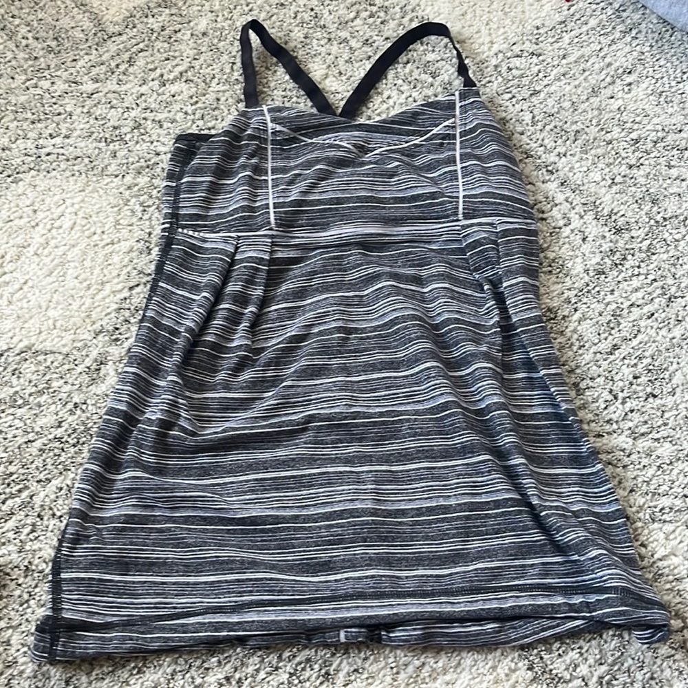 Lululemon gray tank top